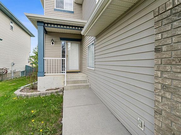 3rd image of 161 Citadel Ridge Close NW
