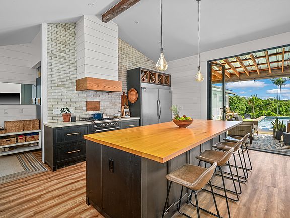 4th image of 4898 Yamanoha Rd