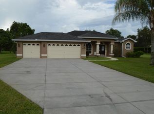 5420 Fern Dr, Weeki Wachee, FL 34607
