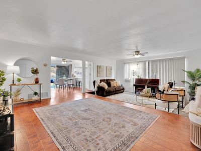 8532 Carlton Oaks Dr, Santee, CA, 92071