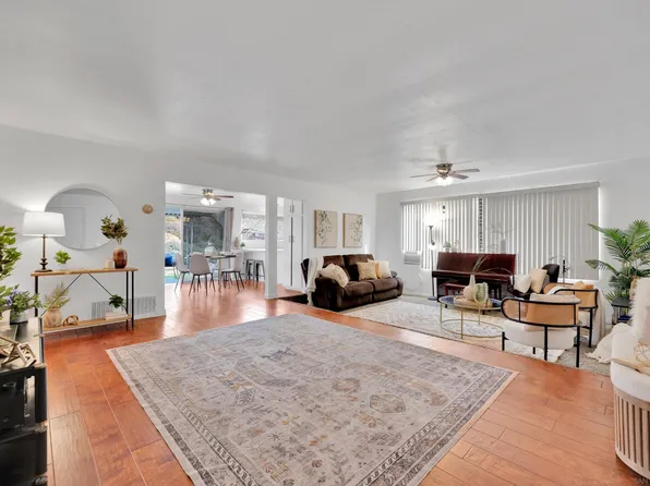 8532 Carlton Oaks Dr, Santee, CA 92071