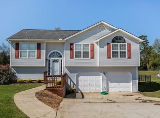 6061 Daffodil Dr, Flowery Branch, GA 30542