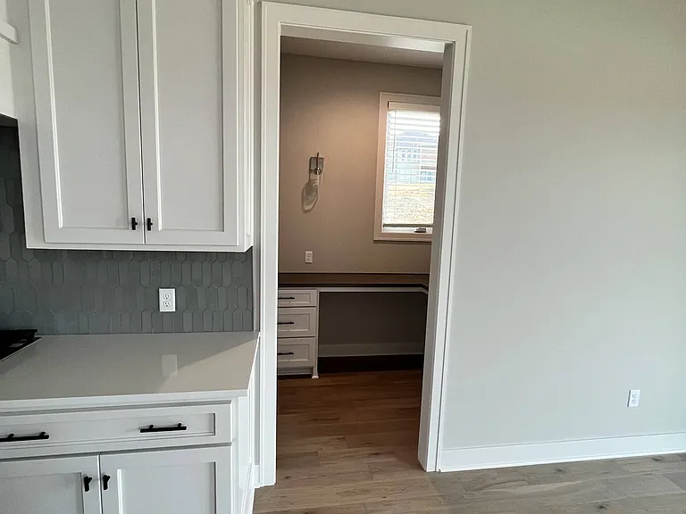 11009 S Millstone Dr — Photo 19