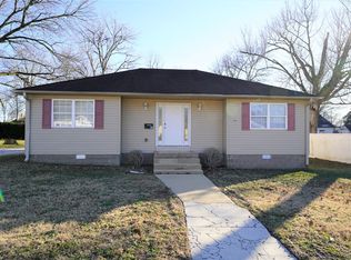 210 Lee St, Martin, TN 38237