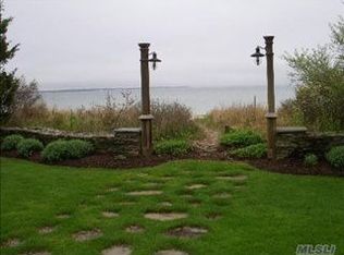9205 Skunk Ln, Cutchogue, NY 11935