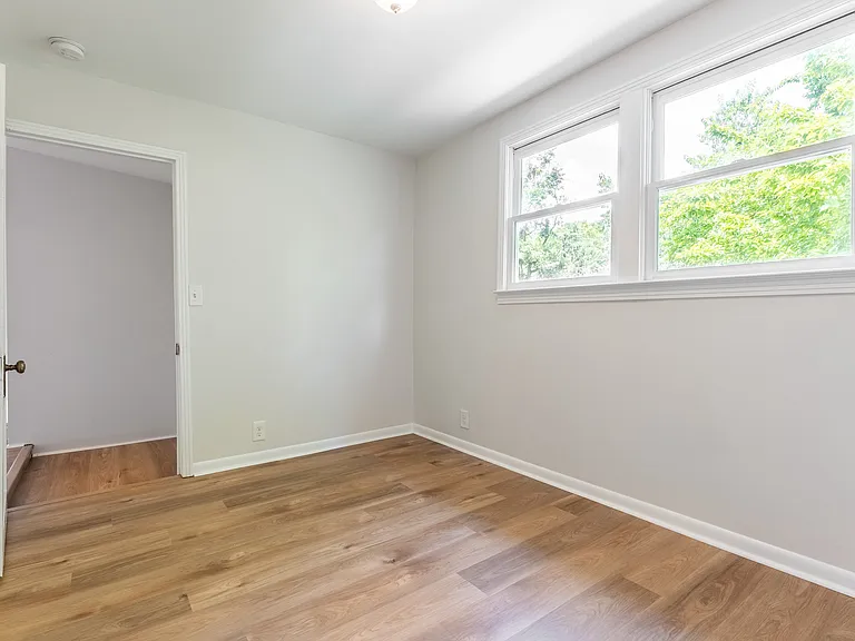 2526 Blair Blvd #B — Photo 18