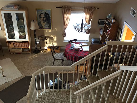 3rd image of 8183 Westport Cir