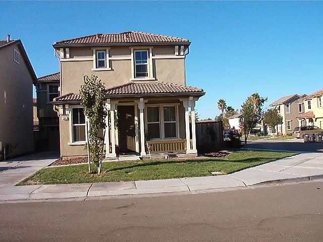 1st image of 301 Pennant Ave