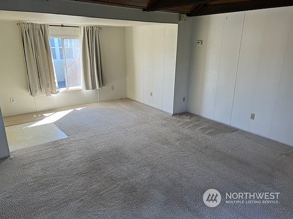 3rd image of 225 NE Ernst Street #109