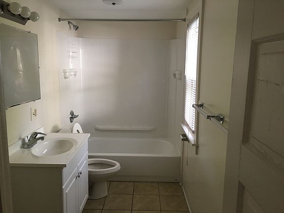 3rd image of 422 Highland Ave