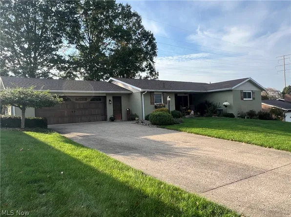 96 Dale Ave NW, Strasburg, OH 44680