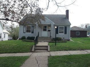 404 Walnut St, Tipton, IA 52772