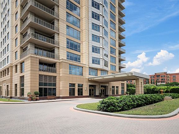 4th image of 1100 Uptown Park Blvd Unit 31