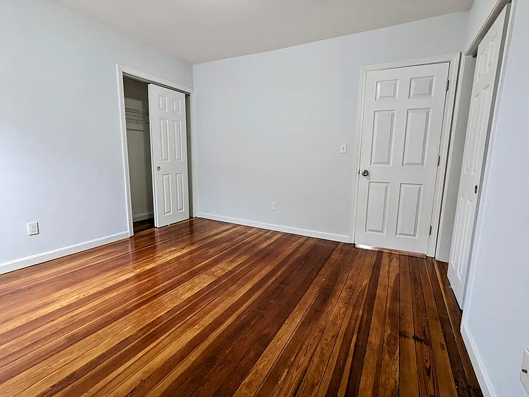 140 Branscomb St #2 — Photo 17
