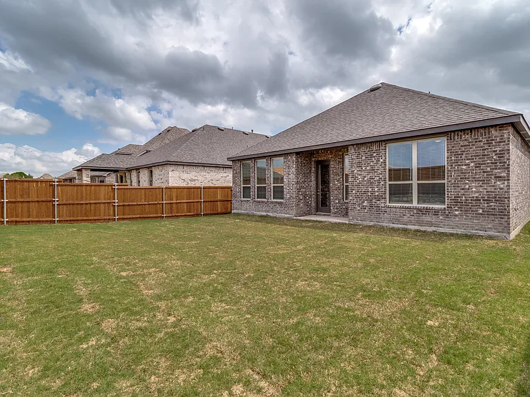 1319 Beach Blvd — Photo 25