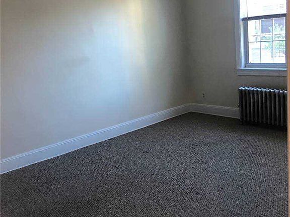 3rd image of 8204 Penelope Ave