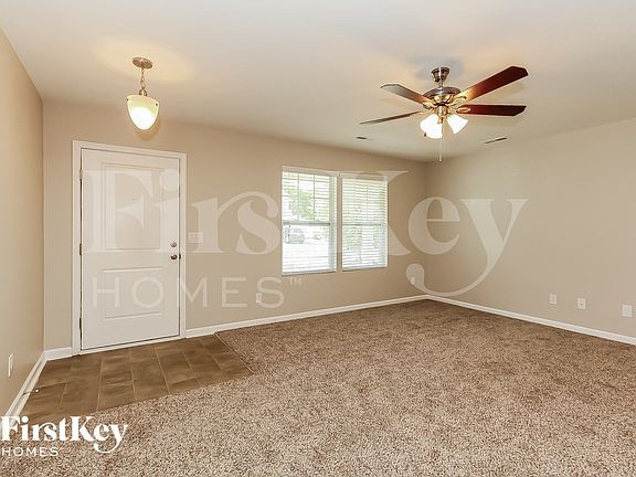3rd image of 851 Sherman St