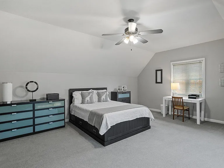131 Forest Hill Way — Photo 38