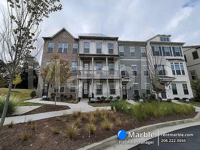 2565 Morehead St — Photo 1