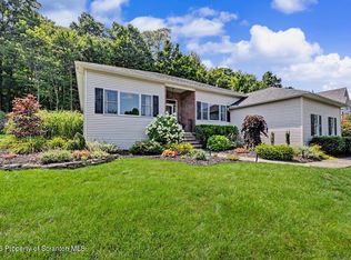 212 Marcaby Ln, Clarks Summit, PA 18411