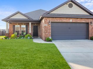 115 Clear Springs Cir, Ocean Springs, MS 39564