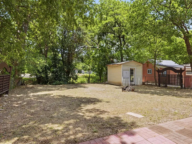 6802 Villita Avenida St — Photo 39