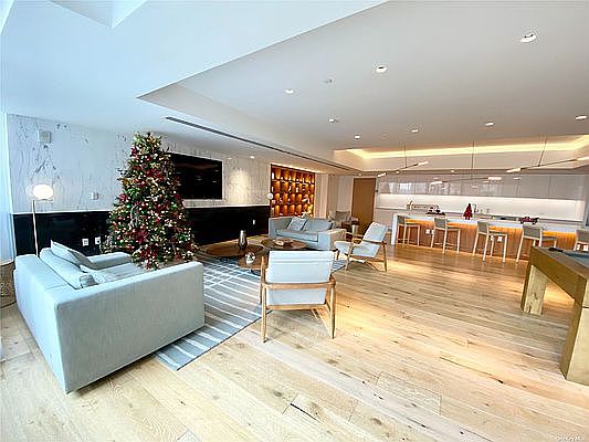 4th image of 138-35 39th Ave APT 7G