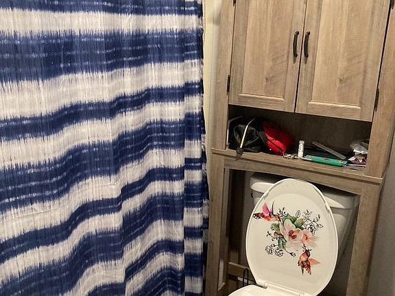 Full bathroom with tub
