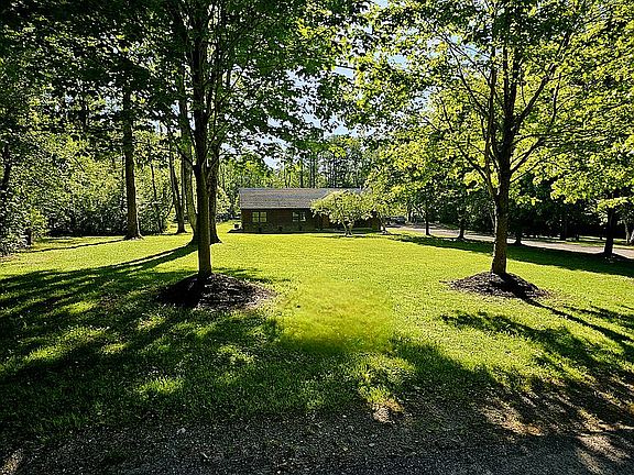 3rd image of 5610 Eagle Crest Dr