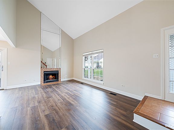 4th image of 19423 Hickory Pl