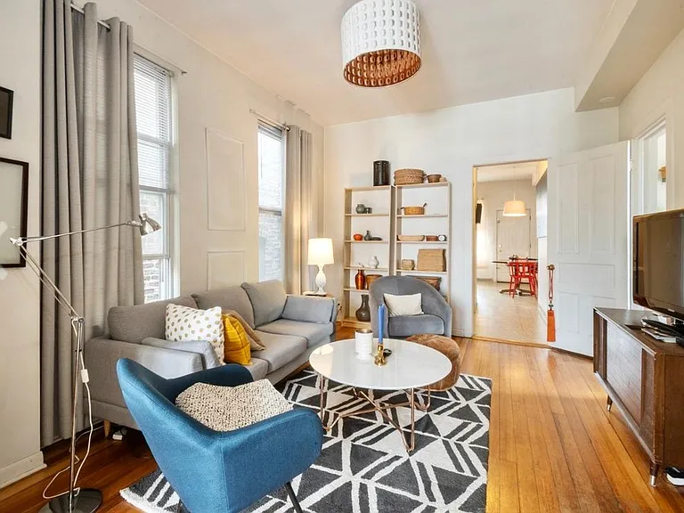 2162 N Bell Ave #2 — Photo 2