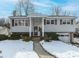 13 Apache Trl, Rockaway Twp., NJ 07866