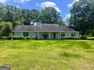 855 Hamp Chesser Rd, Folkston, GA 31537