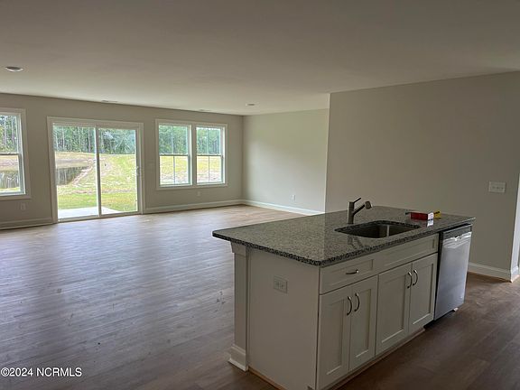 4th image of 323 Glendale Arbor Drive SW #59