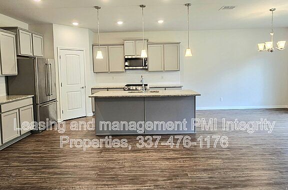 4th image of 67505 Emerald Dove Dr