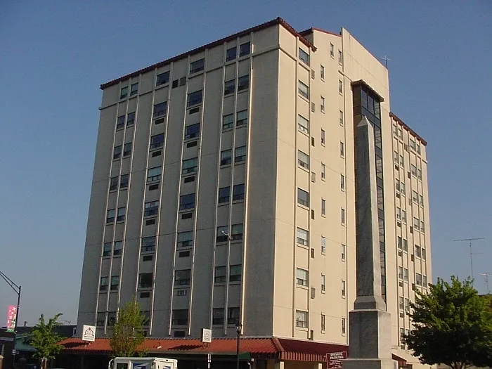 131 E Broad St #302 — Photo 1
