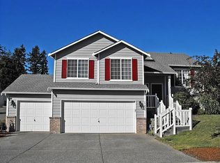 17426 W 34th Ave, Lynnwood, WA 98037