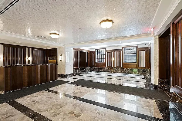 Rented by Douglas Elliman | media 17