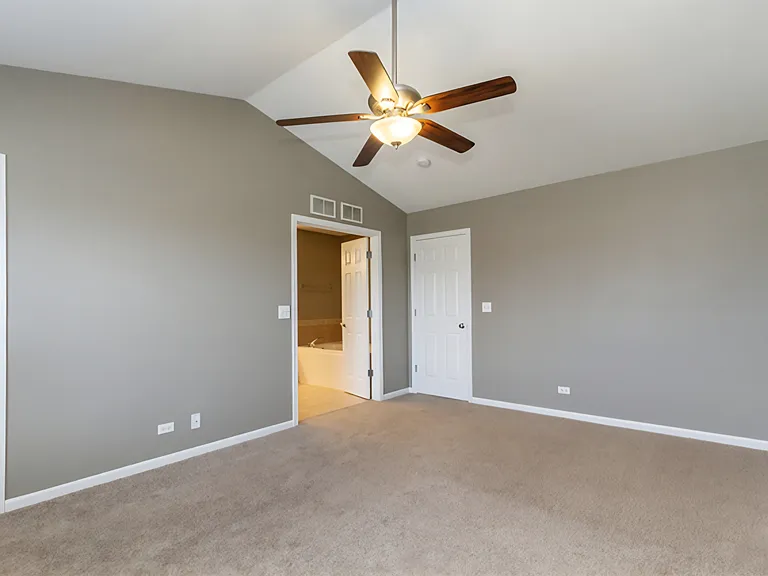 208 Comstock Dr — Photo 12