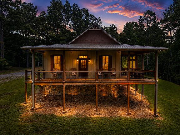 3rd image of 104 Hideaway Trl