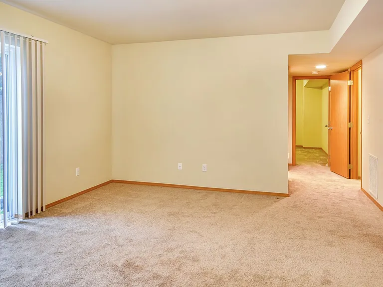7848 32nd St NE — Photo 13