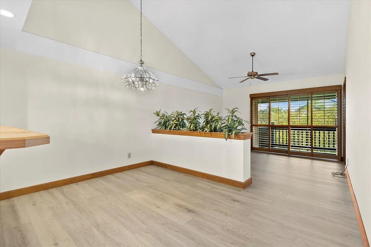 2 bed, 1.0 bath, 826 sqft, $1,850 — Photo 4