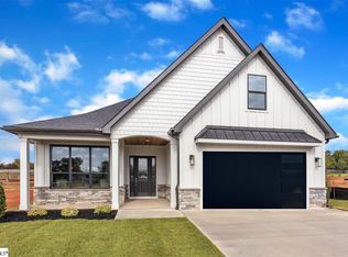 410 Coltop Ct, Simpsonville, SC 29681