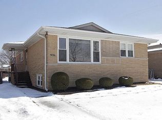 10017 S Maple Ave, Oak Lawn, IL 60453