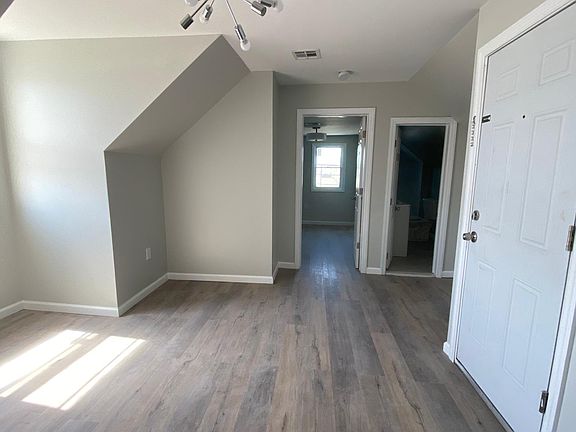 5th image of 223 Cator Ave #3S