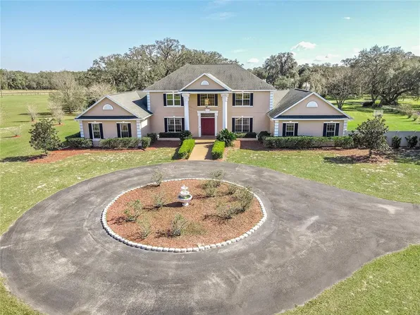 33313 Rowntree Dr, Dade City, FL 33523