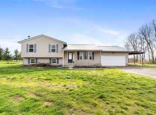 3363 Powers Rd, Jamestown, OH 45335