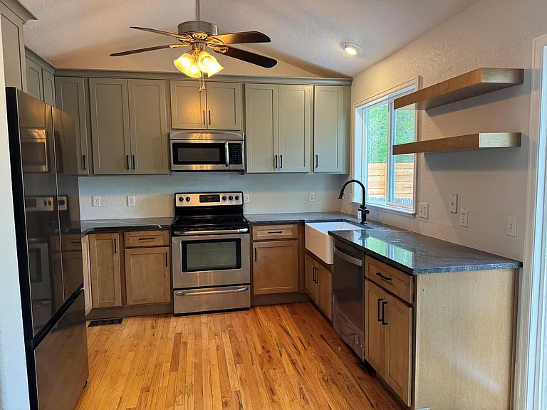 1408 Orchid Ct — Photo 6