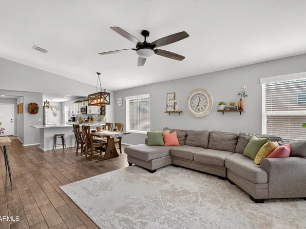 18324 W PUEBLO Avenue, Goodyear, AZ 85338