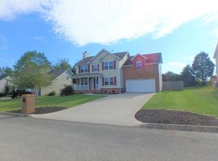 7821 Country Rose Ln, Corryton, TN 37721